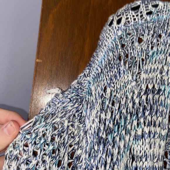 Blue/White Half Sleeve Cardigan - Picture 5 of 6